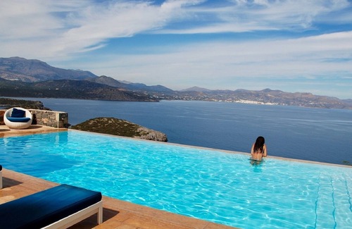 Istron Apartamento | Apartamento privado de lujo para 2 personas, piscina infinita, vistas espectaculares