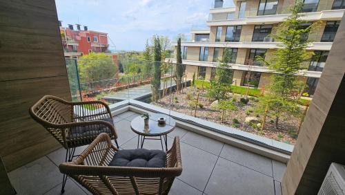Saints Constantine and Helena Apartamento | Luxury 2 Room Flat Free Parking, Pool and WiFi