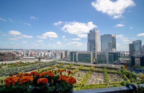 Puteaux Apartamento | Luxury 2 rooms Apartment with balcony