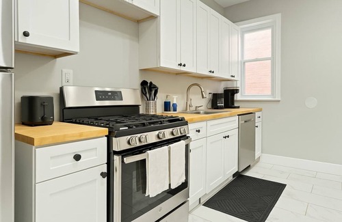 Southwark Apartamento | Luxury 2BD | 3 Beds | Queens Village