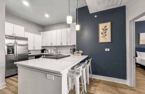Deep Ellum Apartamento | Luxury 2BD | Deep Ellum | Free Parking | Pool+Gym
