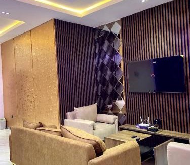 Lagos Apartamento | Luxury 2bed, 24hrs light, Netflix, WiFi in Gbagada