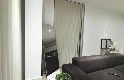 Docklands Apartamento | Luxury 2Bed 2bath with Balcony