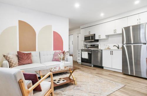 Niagara Falls Apartamento | Luxury 2BR 2BTH Suite 5 Mins to The Falls Sleeps 6