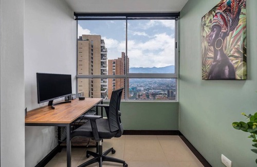 Lalinde Apartamento | Luxury 2BR Apt near Provenza