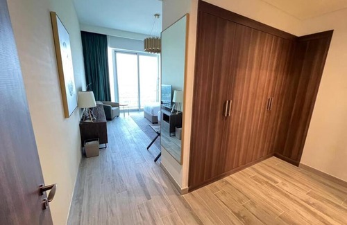 Dubai Media City Apartamento | Luxury 2BR Avani Palm View Apt