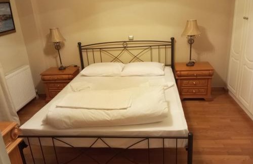 Marousi Apartamento | Luxury 2BR Retreat in Marousi