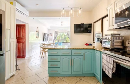 Tamarindo Apartamento | Luxury 2BR Retreat Near Tamarindo: Pool View, Modern Comfort, and Prime Location