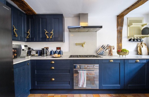 Saffron Walden Casa | Luxury 3 Bed Manor House Hot Tub Cinema Room Skytv