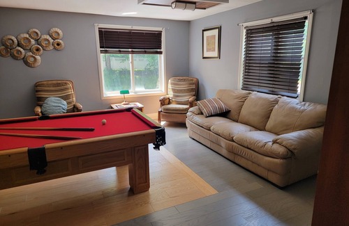 Taftville Apartamento | Luxury 3 bed room on the water 10 min away from Mohegan sun and Foxwoods Casino