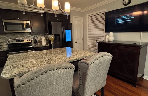 Ferndale Casa | Luxury 3-bed Townhome W/Modern finishes & Easy access to Baltimore &Annapolis.