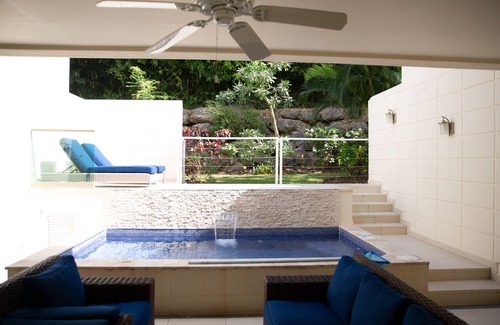 Halcyon Heights Casa | Luxury 3-bed Villa, St James, Near Beach & Gym