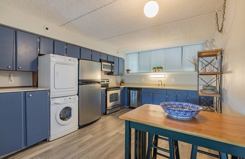 Holcomb Condominio | Luxury 3 bedroom 1.5 bath Condo on Magnificent Canandaigua Lake. Sleeps 6.