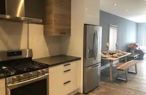 Oakwood Village Apartamento | Luxury 3 Bedroom Apartment Downtown Toronto!