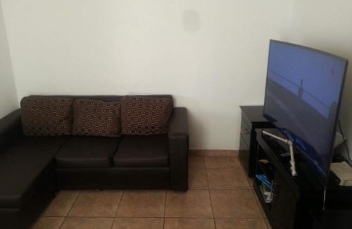 Greater Johannesburg Metropolitan Area Apartamento | Luxury 3-Bedroom Apartment in Midrand