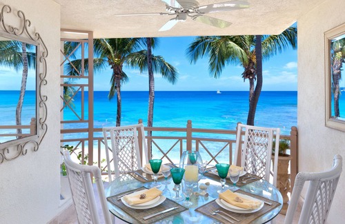 Reeds Bay Condominio | Luxury 3 bedroom beachfront villa w/private jacuzzi