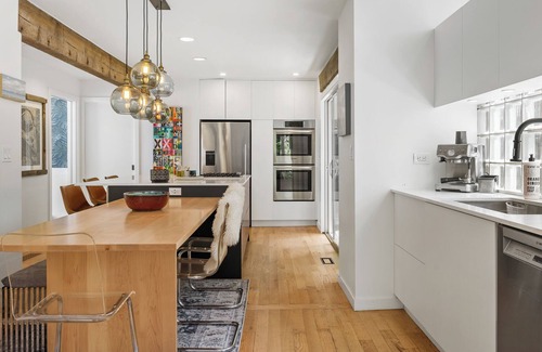 West Vancouver Casa | Luxury 3 Bedroom