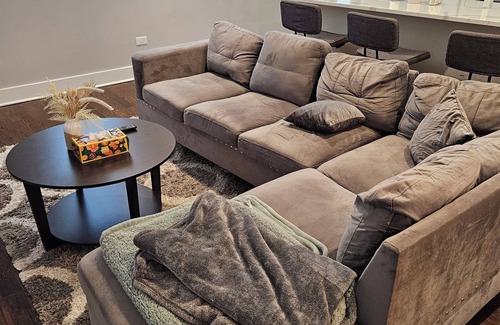 Tri-Taylor Apartamento | Luxury 3-bedroom duplex with AC and WiFi in amazing Chicago