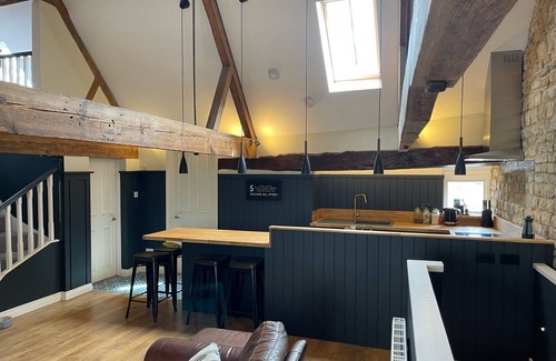 Stamford Apartamento | Luxury 3 Bedroom Loft Apartment - Central Stamford