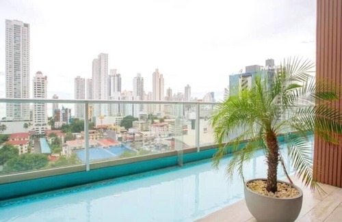 Tumba Vieja Apartamento | Luxury 3 Bedroom Oceanview apt parkingandbalcony