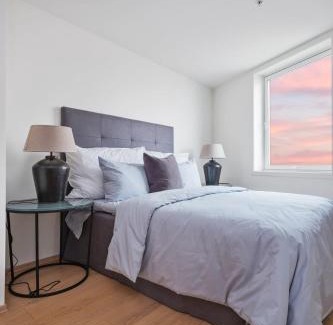 Stavanger Apartamento | Luxury 3 bedroom seaview apartment, ONS 2024