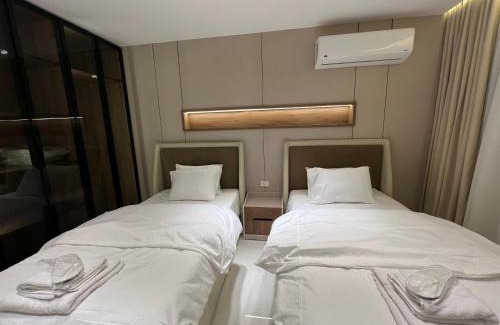 Agouza Apartamento | Luxury 3 Bedrooms Aparthotel Prime and Upscale Location - G