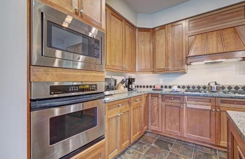 River Run Apartamento | Luxury 3 BR in River Run Village Featuring Ski in, ski out! condo