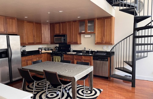 South of Market Apartamento | Luxury 3 story apartment living in the heart of San Francisco