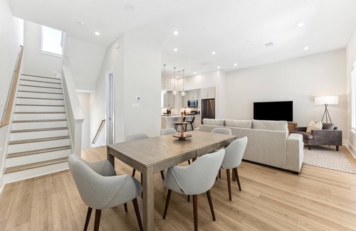 Spring Branch Central Casa | Luxury 3 Story Home Spring Branch EV Ready Garage