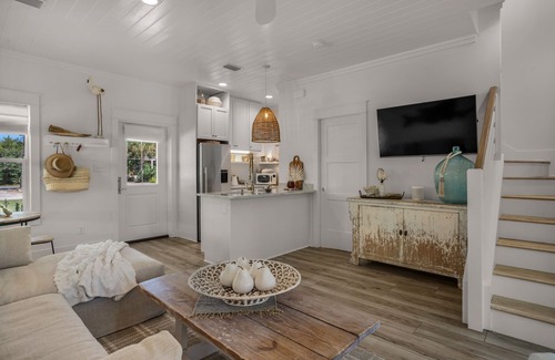 Dune Allen Beach Casa | Luxury 30A Cottage w/ Private pool & Golf Cart - Minutes from the beach