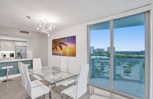 Hallandale Beach Apartamento | LUXURY 3BD APARTMENT BEACHWALK