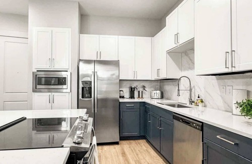 Deep Ellum Apartamento | Luxury 3BD | DT Deep Ellum | 5 Beds | Free Parking