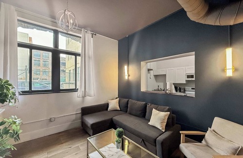 Old City Apartamento | Luxury 3BD | Old CIty | 6 Beds | Betsey Ross House