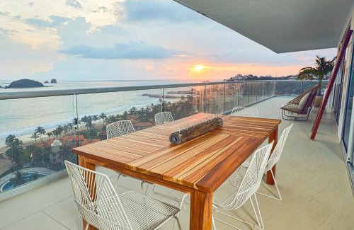 Ixtapa Apartamento | Luxury 3bdr Beachfront Condo, Peninsula Ixtapa