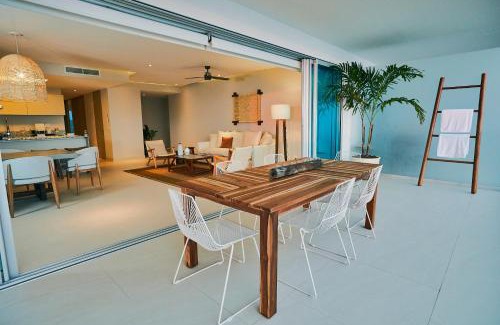 Ixtapa Apartamento | Luxury 3bdr Beachfront Condo, Peninsula Ixtapa