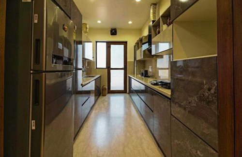 Mohali Apartamento | Luxury 3BHK Appartment With Fully equipped Kitchen and Balcony