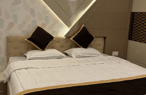 Visakhapatnam Apartamento | "Luxury 3BR Apartment beside Novotel with Breathtaking RK Beach Views!"