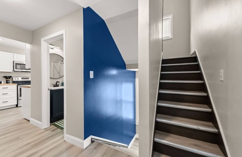 Hough Apartamento | Luxury 3BR Apt Near Cleveland Clinic w/ Parking
