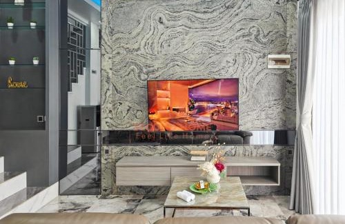 Padangsambian Klod Villa | Luxury 3BR Krobokan Villa A Pool & Wi-Fi