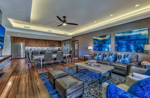 Lakeside Park Condominio | Luxury 3Br Residence steps from Heavenly Village & Gondola 3 Bedroom Condo by RedAwning