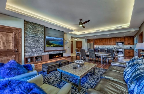 Lakeside Park Condominio | Luxury 3Br Residence steps from Heavenly Village & Gondola 3 Bedroom Condo by RedAwning
