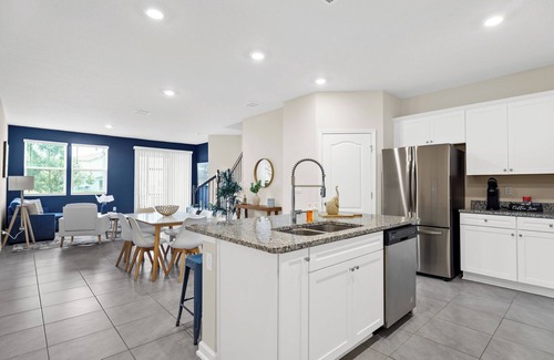 St. Augustine Casa | Luxury 3BR Townhome in St. Augustine with pool gym access. Also close 2 beaches.