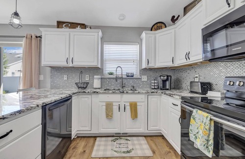 Twin Falls Casa | Luxury 4 bed 2.5 bath home TF