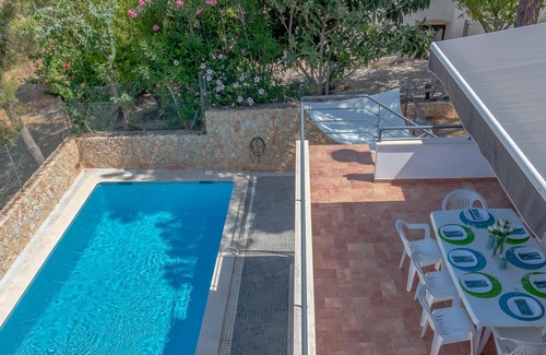 Retur Casa | Villa de lujo de 4 dormitorios y 4 baños, con piscina privada, a 600 metros de la playa - 41652 / AL