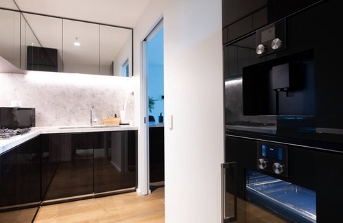 Melbourne Apartamento | Luxury 4 Bedroom Apt - Parking, pool and views