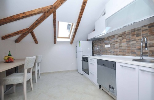 Becici Apartamento | Apartamento de lujo de 4 dormitorios con vistas al mar.