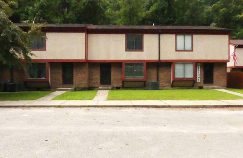 Pineville Condominio | Luxury 4 bedroom Villa 103 with river access
