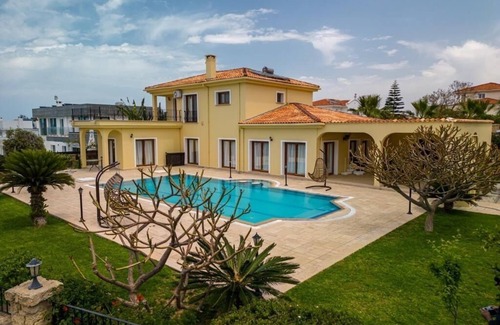 Kyrenia Villa | Villa Vounous, Bellapais / Catalkoy. Kyrenia