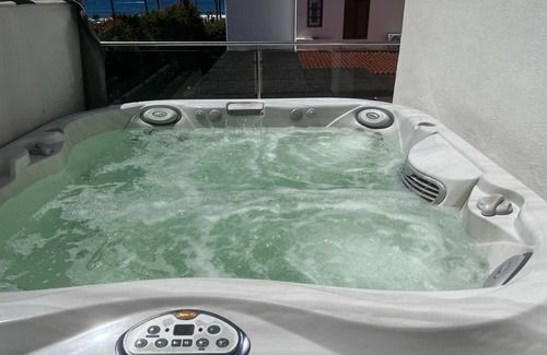 El Madronal Villa | Luxury 4 bedroom villa with jacuzzi