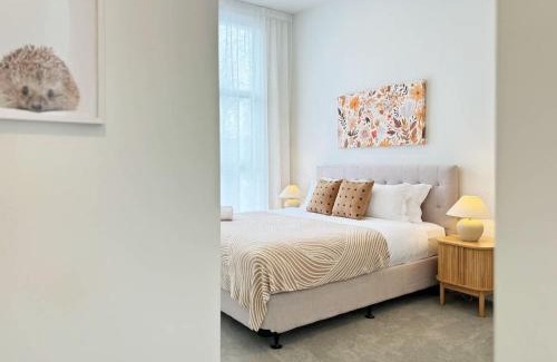 Greenlane Casa | Luxury 4 Beds Family & Business Travel Suite - ASB Showgrounds & Cornwall Park